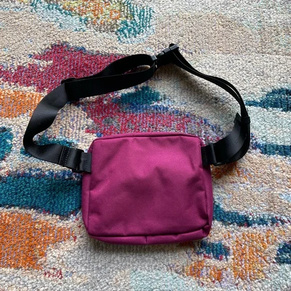 Lola Sprite Nylon Recycled Fanny Pack - Picture 2 of 3